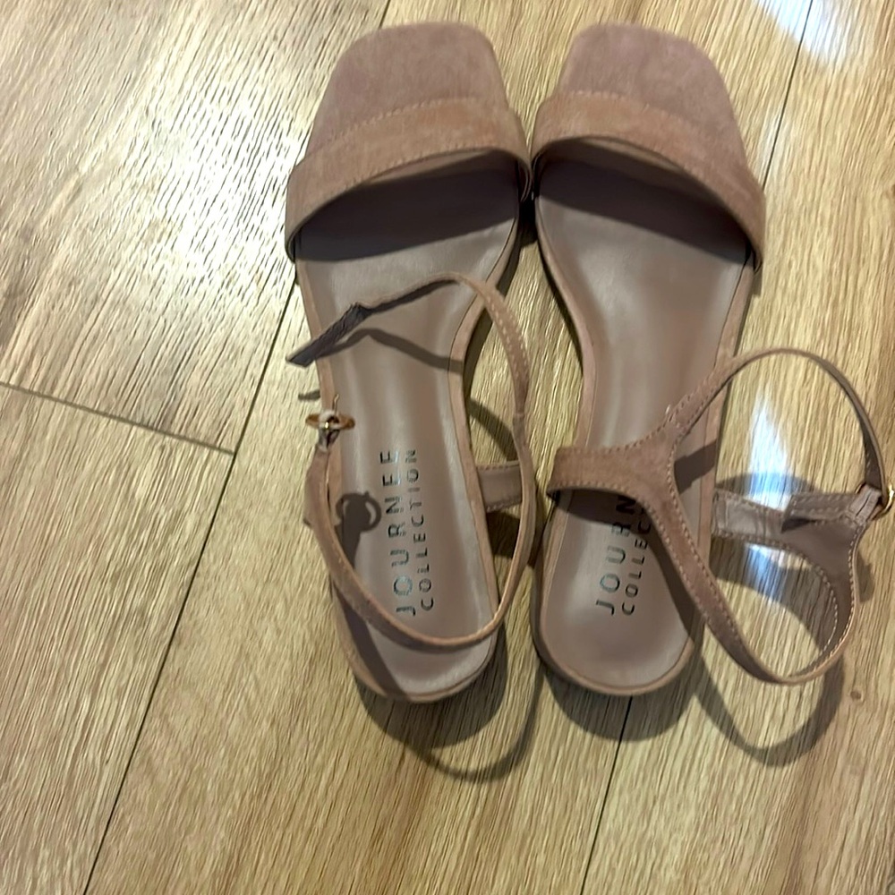 Journey Collection Pink Sandals